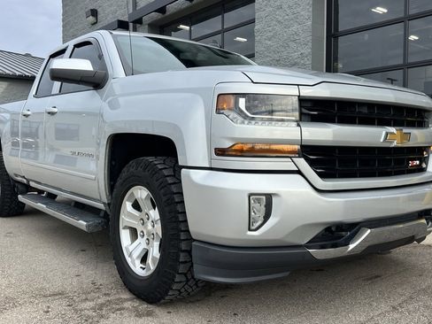 Used 2018 Chevrolet Silverado 1500 LT w/ All Star Edition image 12