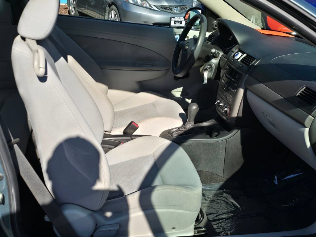 Used 2009 Chevrolet Cobalt LS FWD image 11