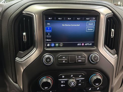 Used 2020 Chevrolet Silverado 1500 LT w/ All-Star Edition image 21