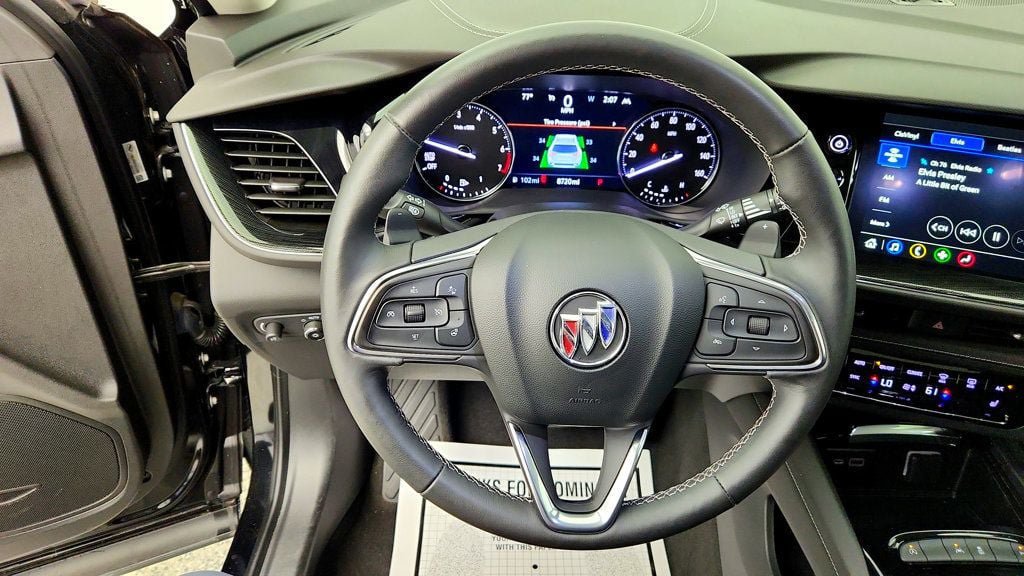Used 2023 Buick Envision Essence FWD image 13