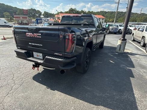 Used 2025 GMC Sierra 2500 AT4 w/ AT4 Premium Plus Package AWD/4WD image 5