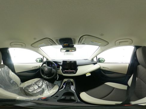 New 2026 Toyota Corolla LE FWD image 33