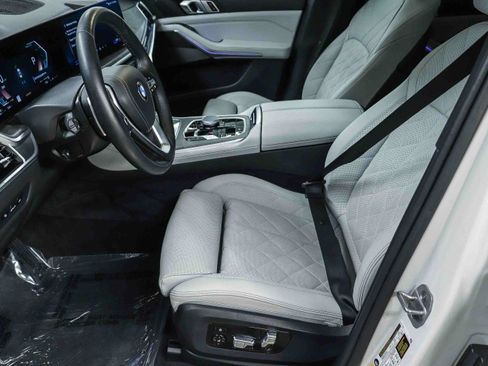 Used 2024 BMW X5 sDrive40i w/ Premium Package RWD image 17