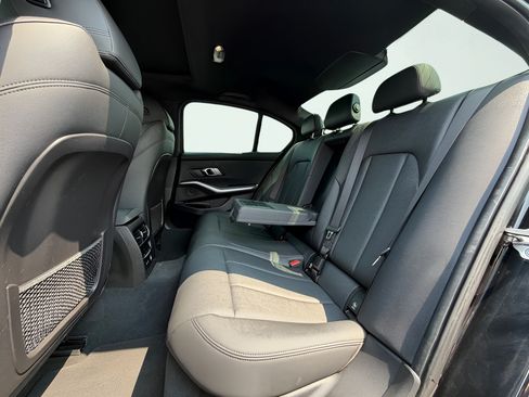 Used 2020 BMW 330i Sedan w/ Convenience Package RWD image 21