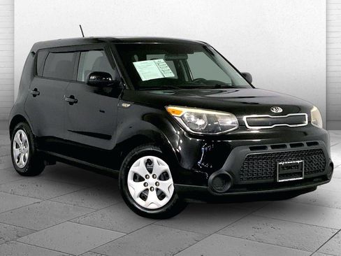 Used 2014 Kia Soul FWD image 1