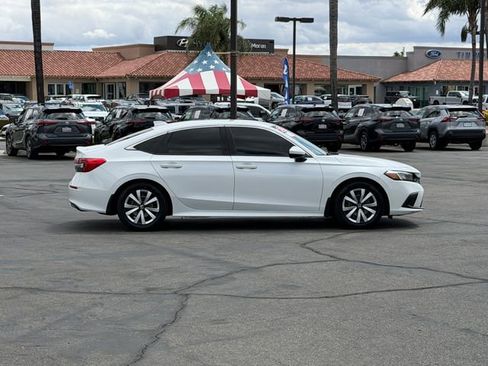 Used 2022 Honda Civic LX image 4