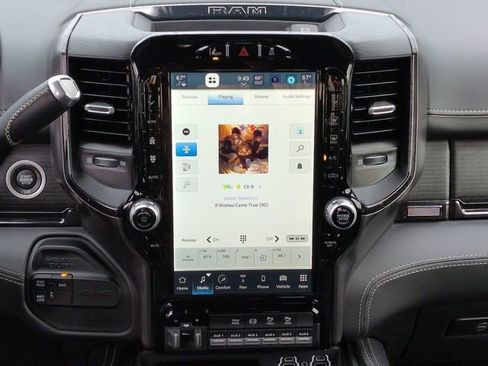 Used 2024 RAM 3500 Limited image 18