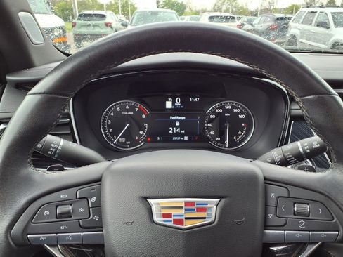 Used 2023 Cadillac XT6 Premium Luxury AWD/4WD image 19