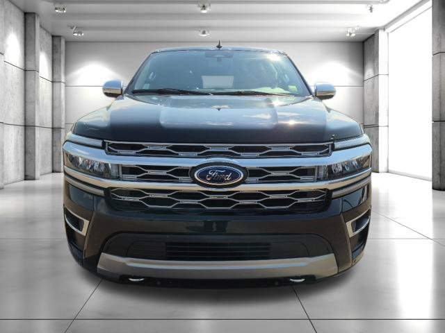 Used 2023 Ford Expedition Max Platinum AWD/4WD image 3