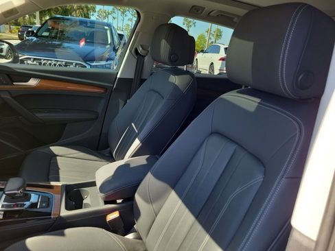 Certified 2023 Audi Q5 2.0T Premium Plus w/ Premium Plus Package image 16