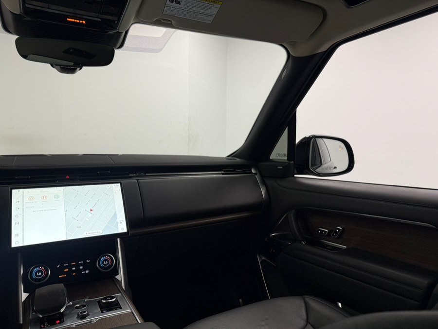 Used 2023 Land Rover Range Rover Long Wheelbase SE AWD/4WD image 54