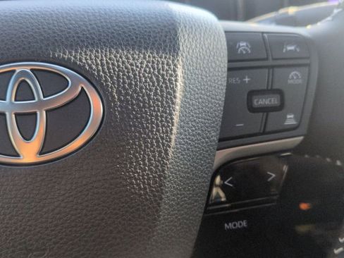 Certified 2025 Toyota Camry SE image 19