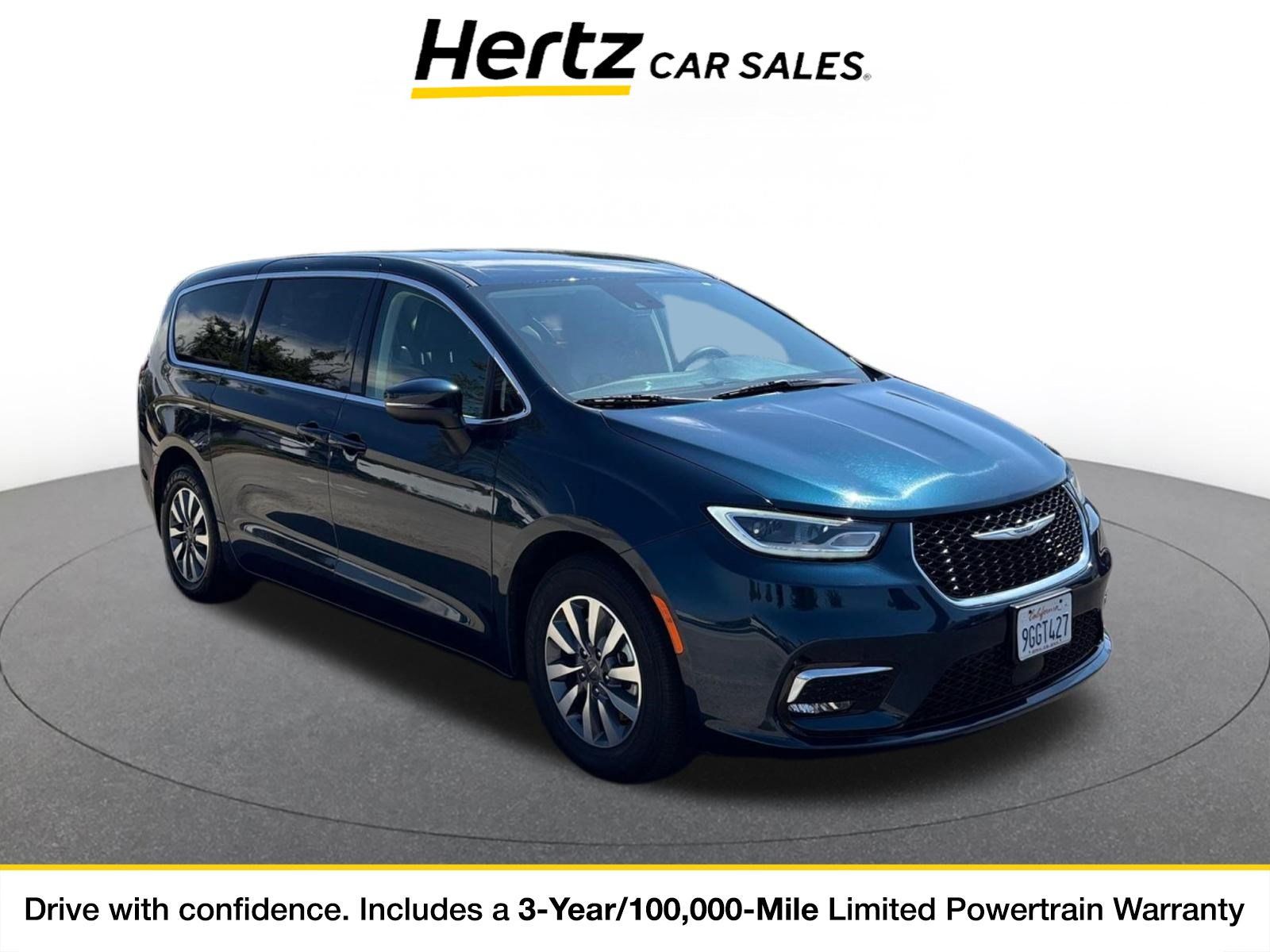 Used 2023 Chrysler Pacifica Touring-L FWD image 1