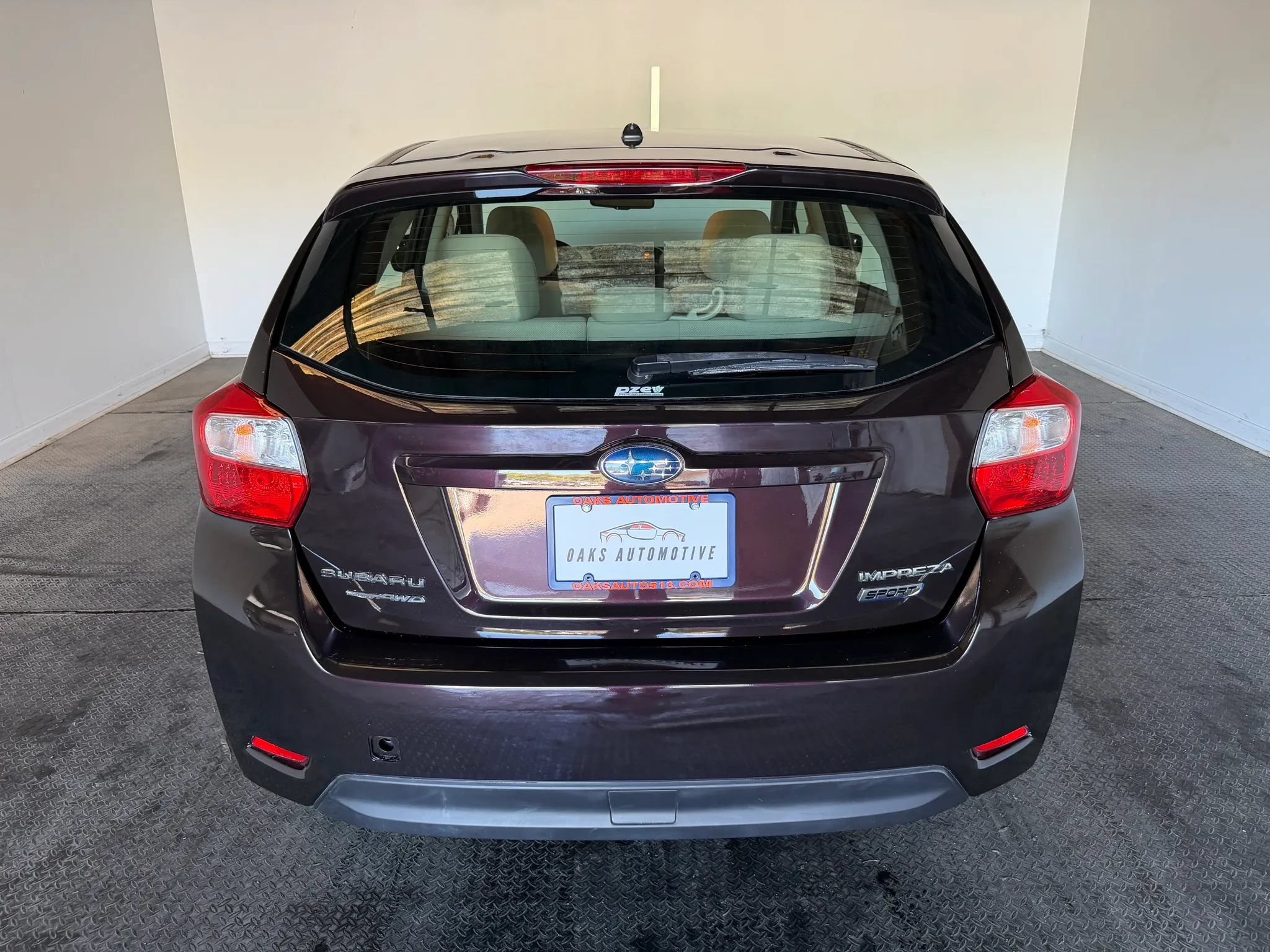 Used 2013 Subaru Impreza 2.0i Premium w/ All-Weather Pkg AWD/4WD image 6