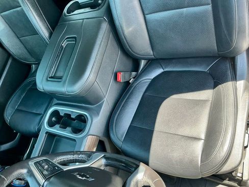 Used 2020 Chevrolet Silverado 1500 RST w/ Texas Edition RWD image 37