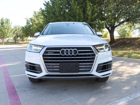 Used 2018 Audi Q7 3.0T Premium Plus w/ Premium Plus Package AWD/4WD image 2