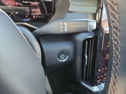 New 2026 GMC Acadia AT4 w/ Luxury Package image 19