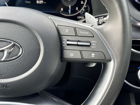 Used 2023 Hyundai Sonata Limited FWD image 9