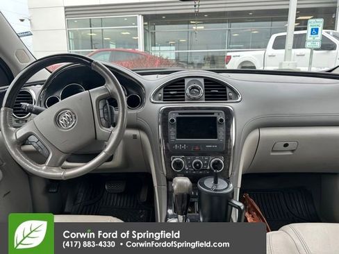 Used 2017 Buick Enclave Leather image 12