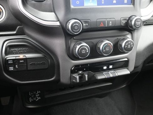 Used 2024 RAM 2500 Big Horn image 18