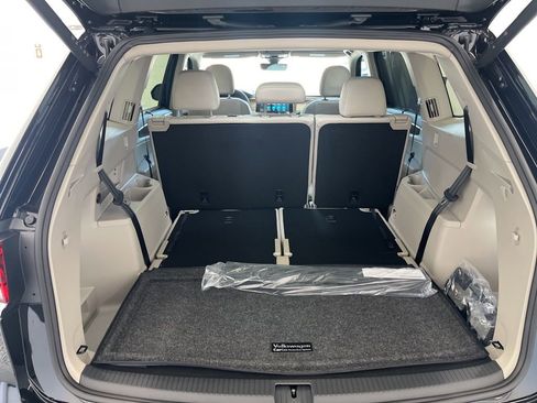 New 2026 Volkswagen Atlas SE FWD image 33