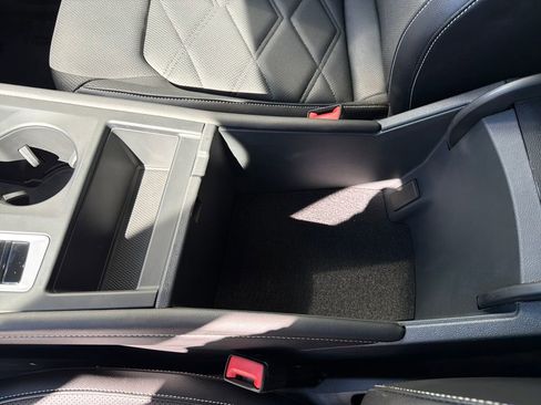 Certified 2024 Volkswagen Atlas SE image 25