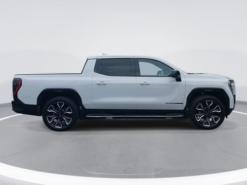 New 2025 GMC Sierra EV Denali image 4
