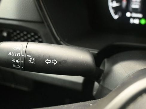 Used 2025 Honda CR-V EX image 12