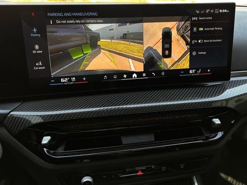 Used 2025 BMW M340i xDrive M340i xDrive w/ Premium Package image 19