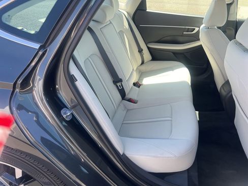 Used 2025 Hyundai Sonata SEL FWD image 30