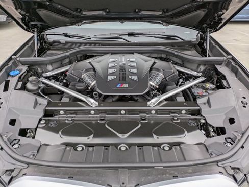 Certified 2025 BMW X5 M60i image 17