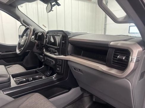 Used 2022 Ford F150 XL w/ Equipment Group 101A High AWD/4WD image 19