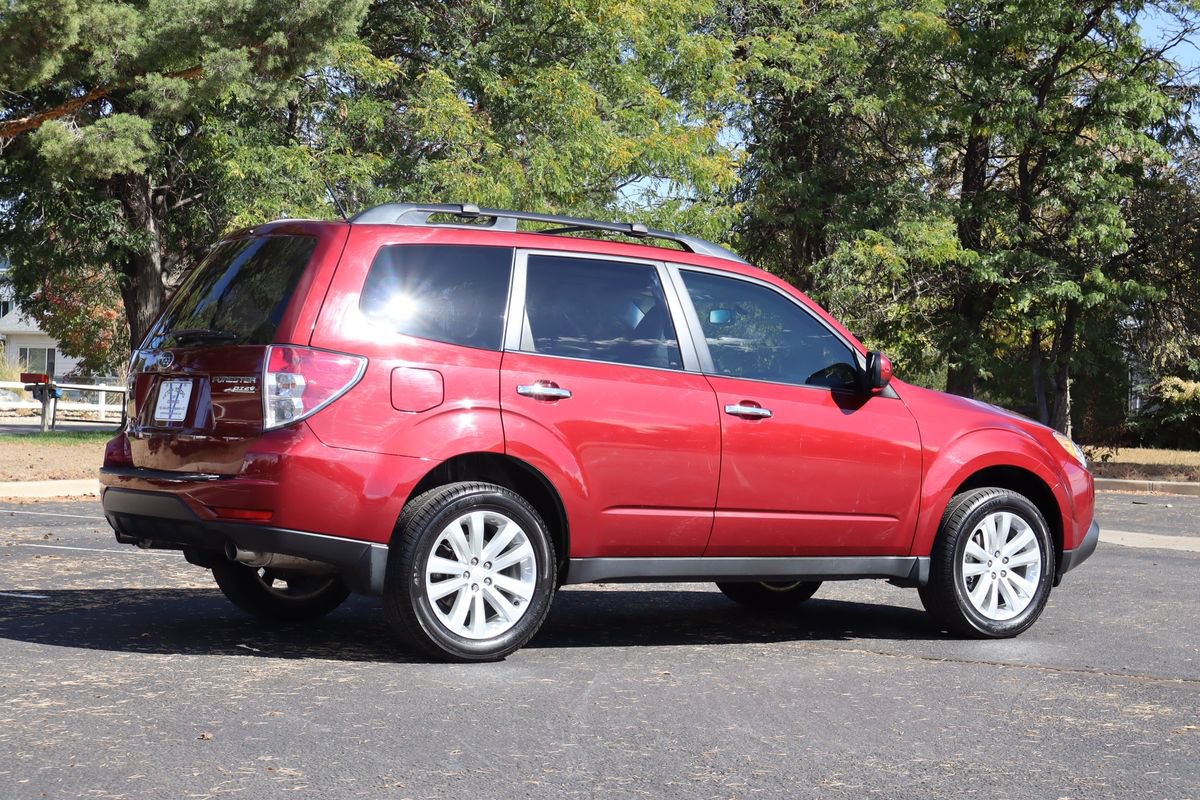 Used 2013 Subaru Forester 2.5X Limited AWD/4WD image 6