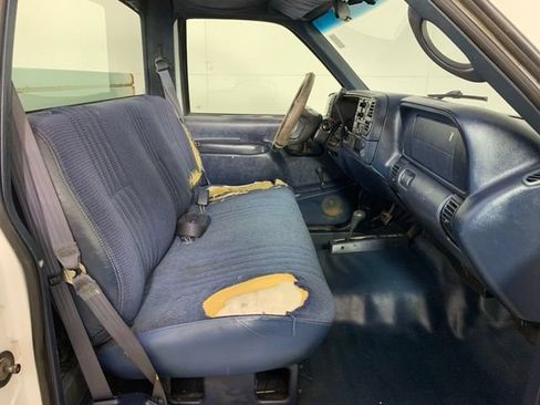 Used 1997 Chevrolet Silverado 1500 4x4 Regular Cab w/ Cold-Climate Pkg image 14