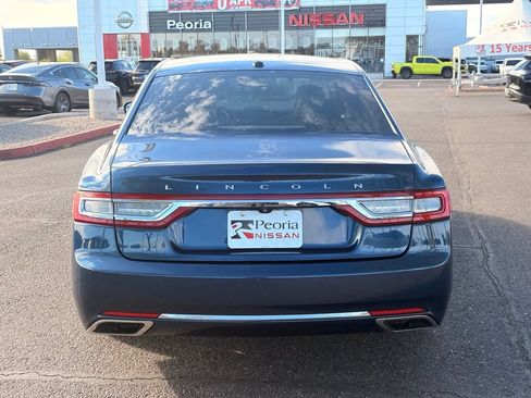 Used 2017 Lincoln Continental Select FWD image 5