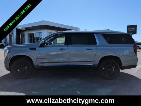 New 2026 GMC Yukon XL Elevation w/ LPO, Elevation Black Package AWD/4WD image 7