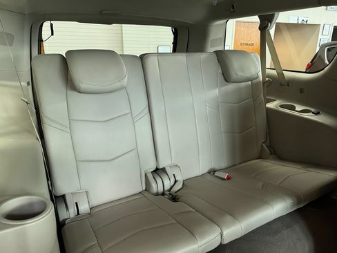 Used 2015 Cadillac Escalade ESV Premium AWD/4WD image 57