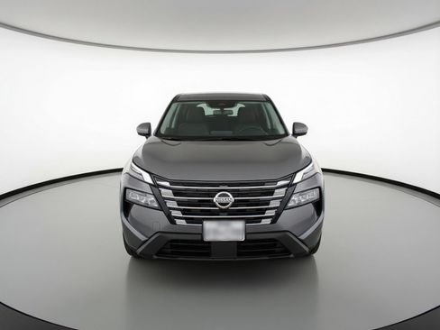 Used 2025 Nissan Rogue SV FWD image 2