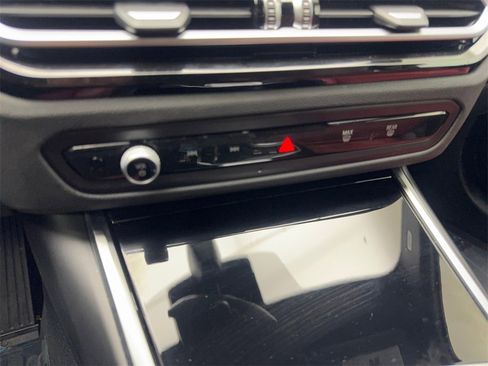 Used 2022 BMW i4 eDrive40 image 66