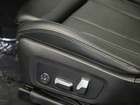 Used 2023 BMW X3 sDrive30i w/ Premium Package RWD image 23