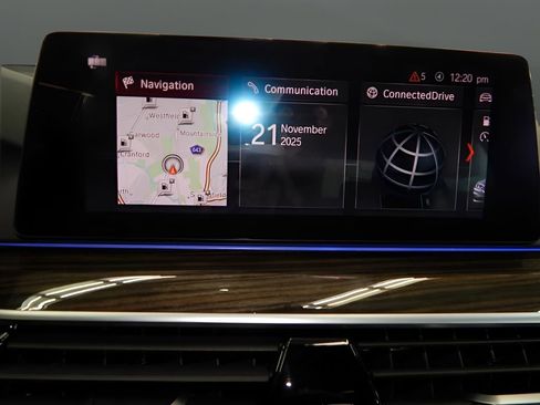 Used 2019 BMW 540i xDrive AWD/4WD image 18