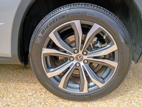 Used 2022 Lexus RX 350L FWD w/ Premium Package image 20