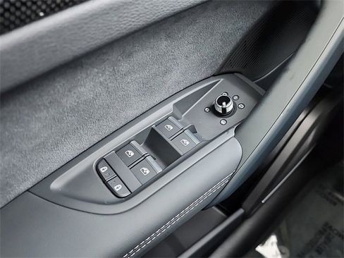 New 2025 Audi SQ5 Premium Plus image 16