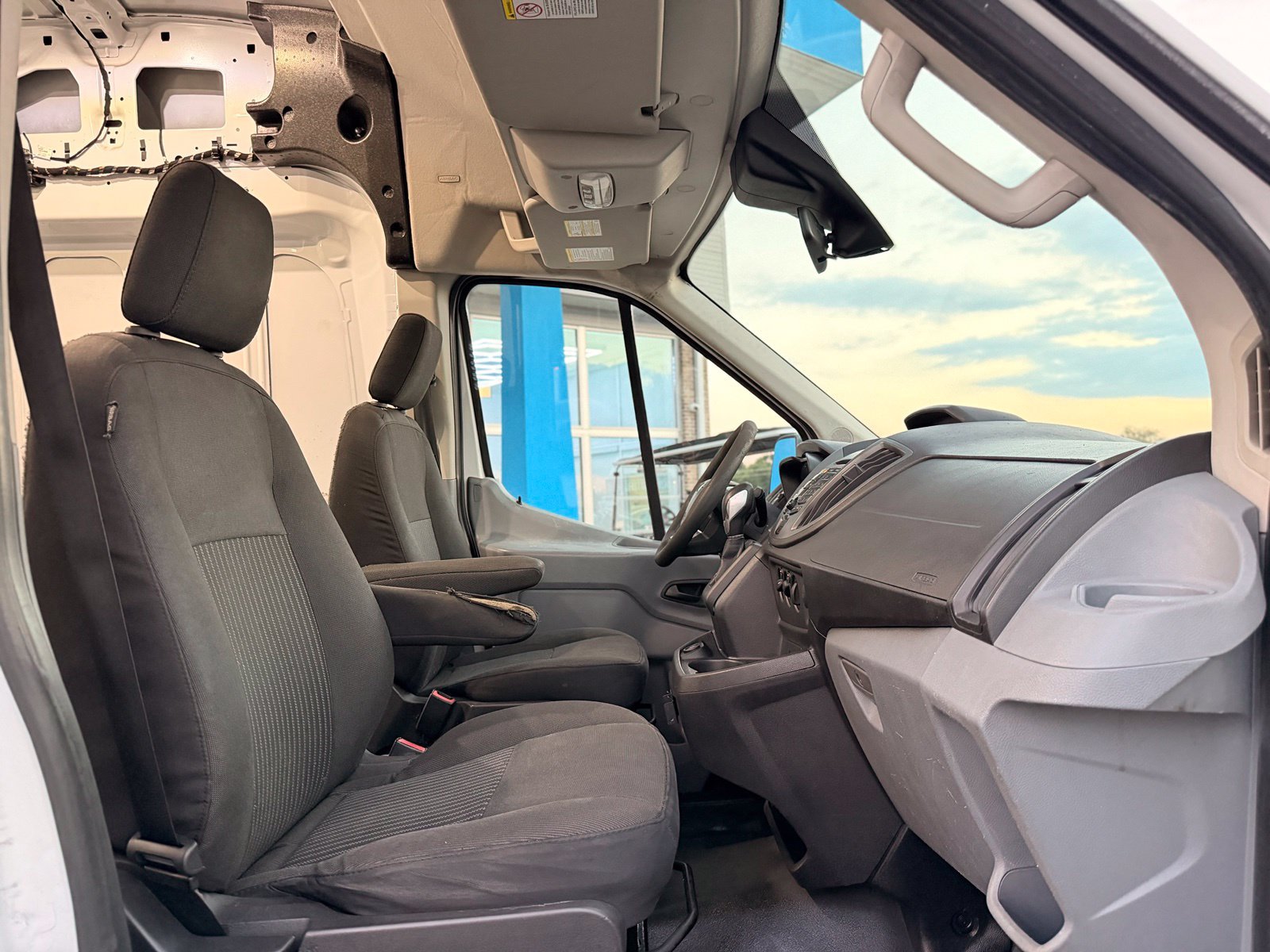 Used 2018 Ford Transit 350 148 High Roof RWD image 19