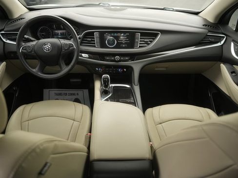 Used 2019 Buick Enclave Essence image 20