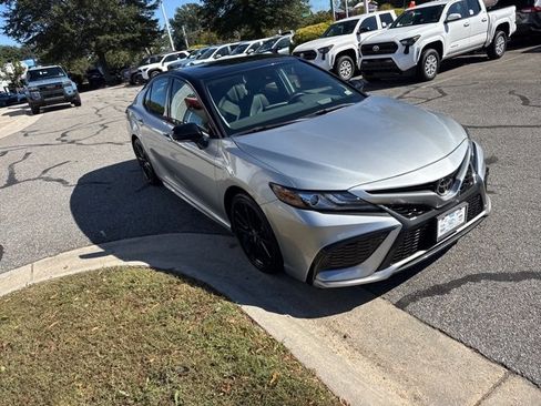 Used 2024 Toyota Camry XSE image 5