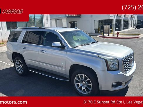 Used 2018 GMC Yukon Denali RWD image 4