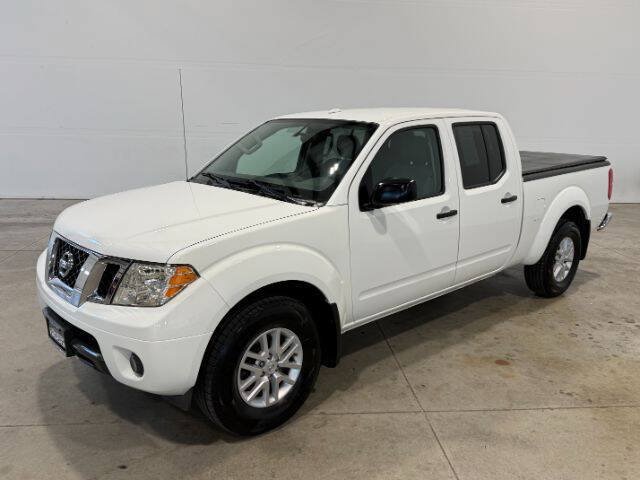Used 2017 Nissan Frontier SV AWD/4WD image 2