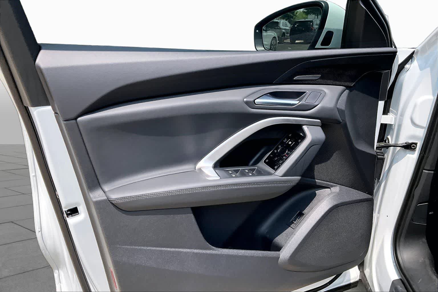 New 2026 Audi Q5 Premium Plus AWD/4WD image 10