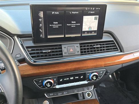 Used 2022 Audi Q5 2.0T Premium Plus w/ Premium Plus Package image 27